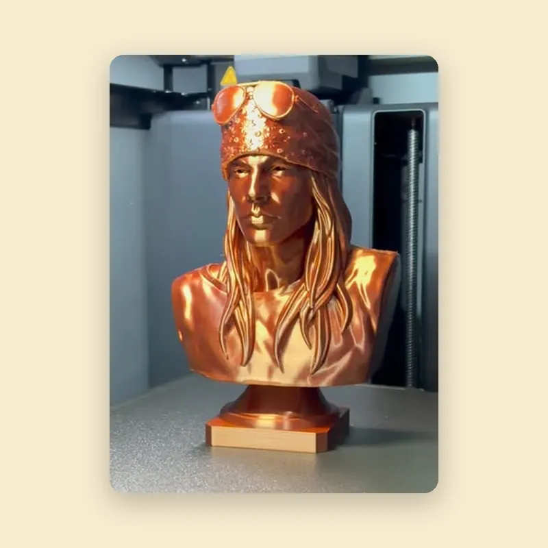 Busto impreso en 3D con terminación cobre